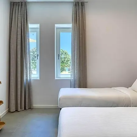 Elia Mykonos Άνω Μερά